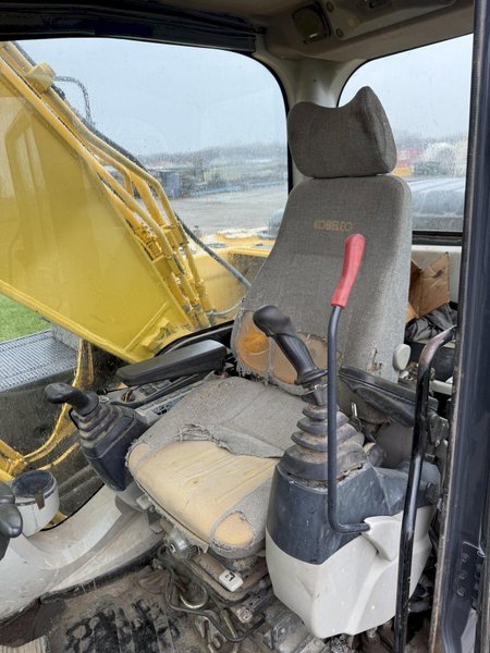 2013 KOBELCO SK210-9 EXCAVATOR W/ SPARE BUCKET. STOCK # 0429826