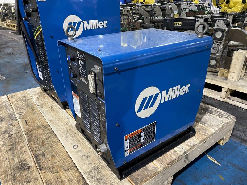 MILLER – AUTO-AXCESS 300 Welder USED