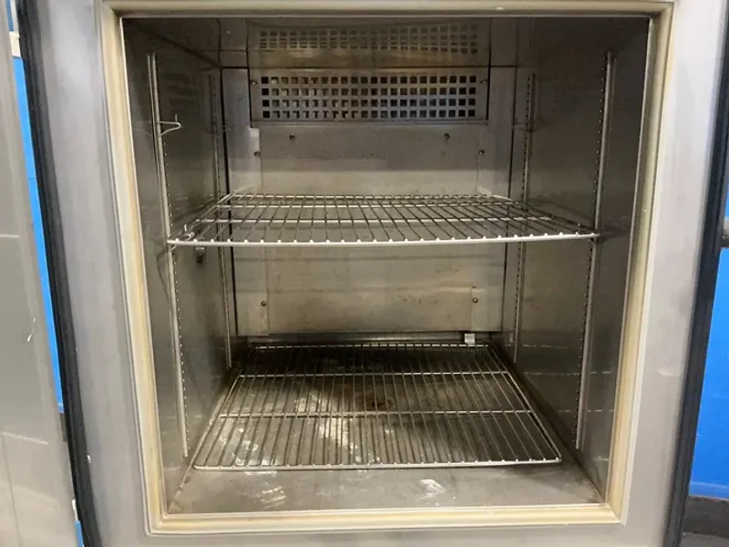 Lunaire Limited / Tenney Environmental 22”x18”x23” Environmental Chamber - T6c