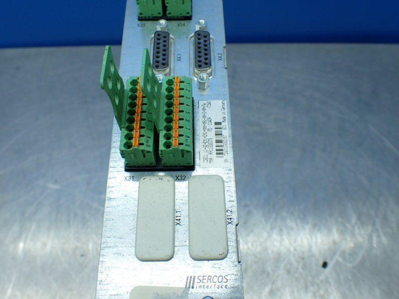 REXROTH HMD01.1N-W0020 INDRADRIVE M SERVO DRIVE UNIT  -  R911308370