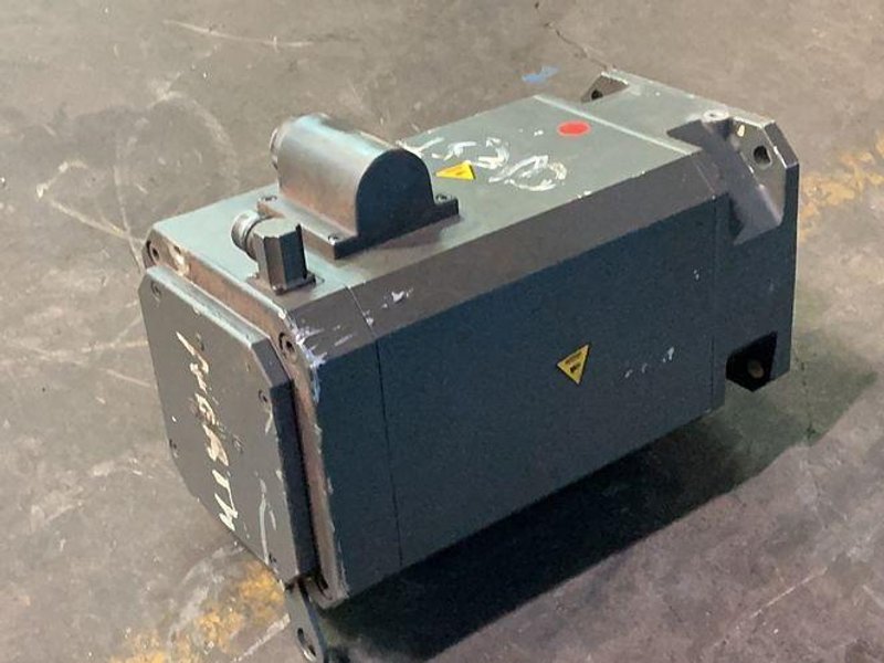 SIEMENS 5600/3000RPM SERVO MOTOR  -  1FT6105-8AF71-1AA2