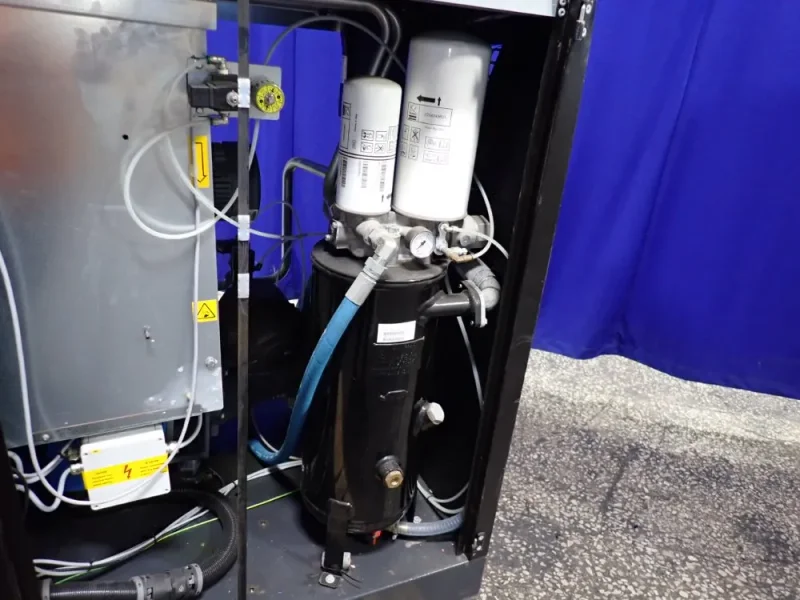 QUINCY COMPRESSOR 11 KW AIR COMPRESSOR  -  QGD-15