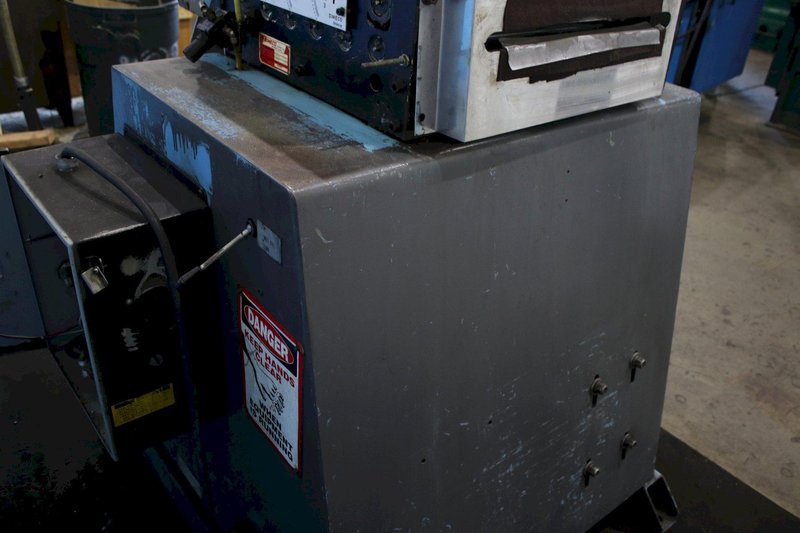 PA INDUSTRIES STRAIGHTENER: STOCK #75686