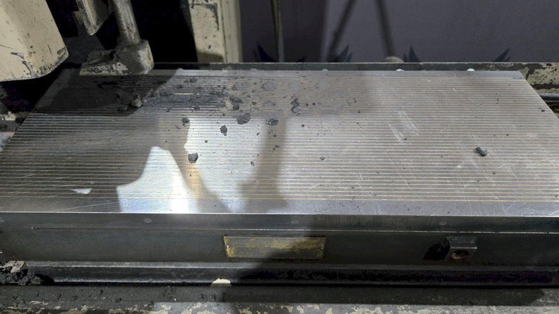 KENT KGS-250AHD Reciprocating Surface Grinder USED