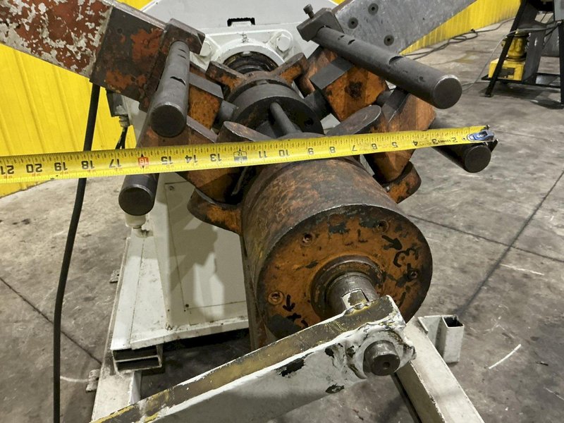 6,000 LB X 12" W DURANT MODEL #MD601 MOTORIZED COIL REEL UNCOILER: YOBRO #24810