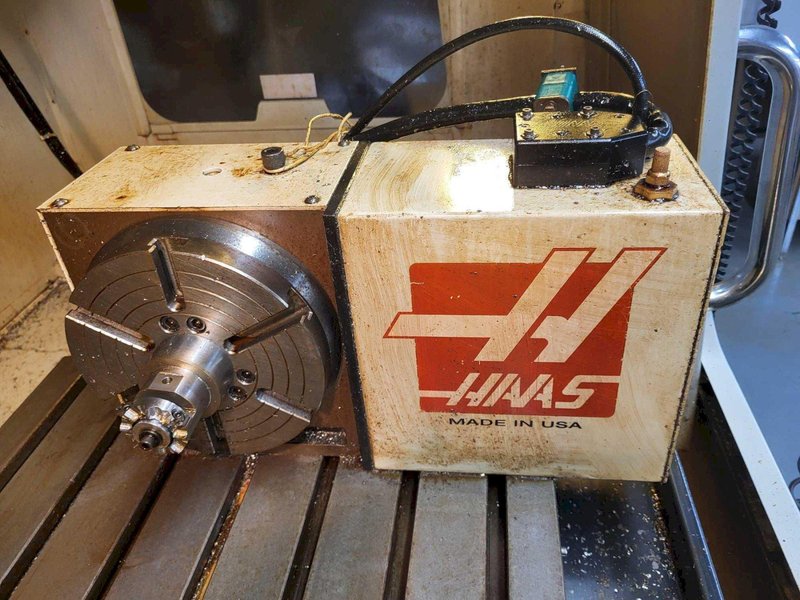 Haas VF-5B/40 CNC VMC, 2009 – Haas Rotary Indexer