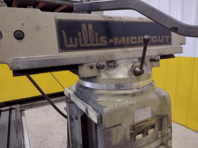 3 HP MICROCUT MODEL #1050 VERTICAL KNEE MILL: STOCK #21731