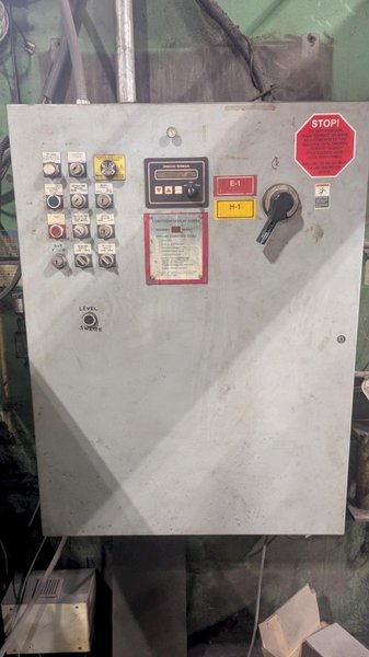 1000 Ton x 16′ Cincinnati CNC Press Brake, 1974 – CNC 150 Autogauge Control, 34′ Overall Length