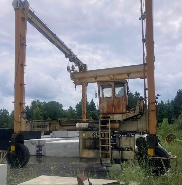 65,000# MI - JACK MODEL 650 TRAVEL LIFT / STRADDLE LIFT / BOAT LIFT STOCK# 4114