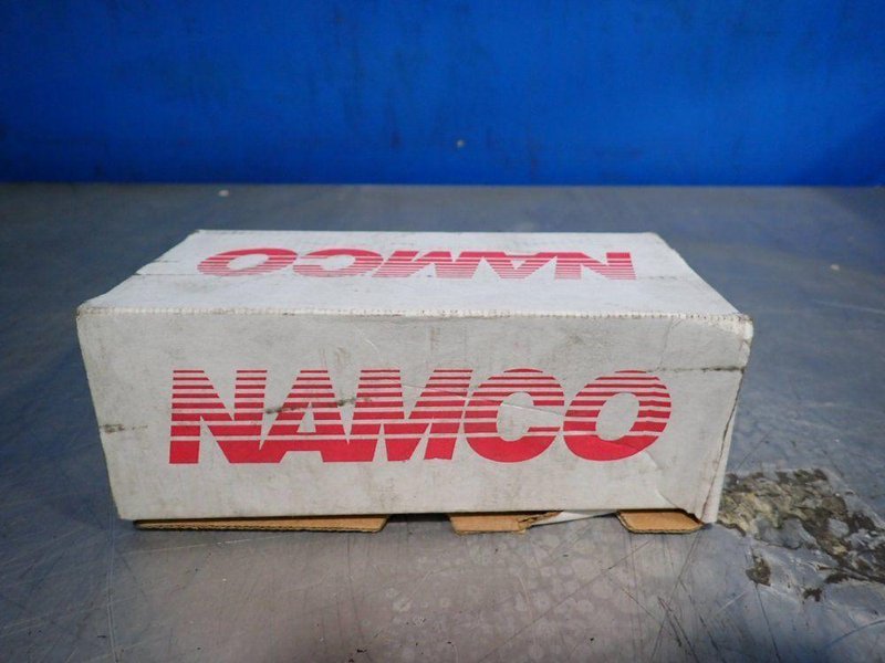 NAMCO CONTROLS 3000 PSI CYLINDICATOR PROXIMITY SENSORS  -  EE210-33880