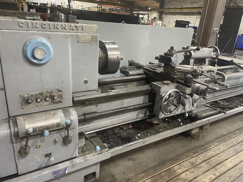 120″ Cincinnati Engine Lathe, 1964 – Tailstock, 15″ 3-Jaw Chuck, 2.375″ Through Hole