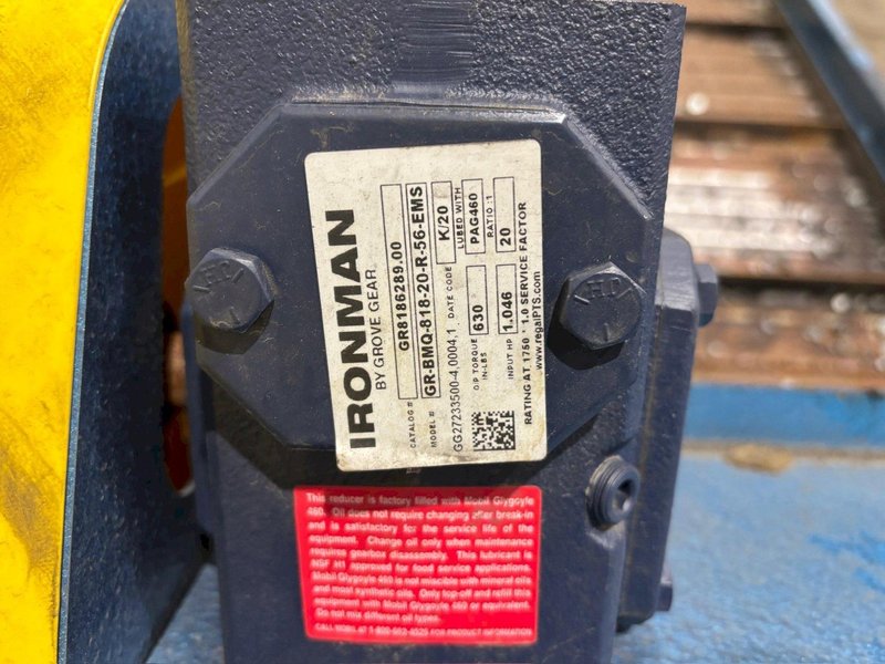 18" WIDE x 96" LONG STEELTRAK MODEL #T2-721-18" FLUTED BELT PARTS CONVEYOR, NEW 2016: YOBRO #24330