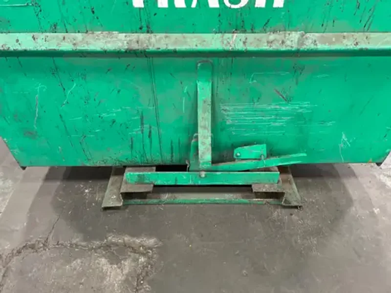 MCCULLOUGH INDUSTRIES SELF DUMPING HOPPER: STOCK #23336