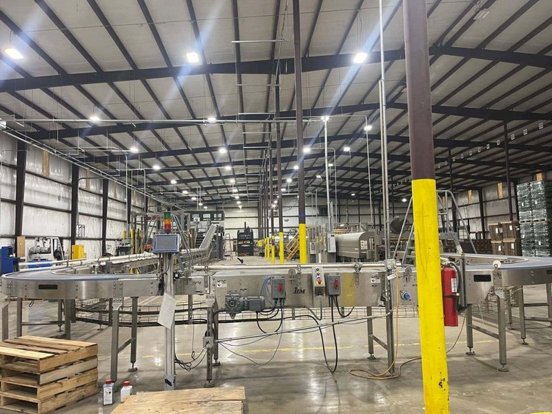 Douglas SPS-60 Shrink Wrap Line with Trivex Uploader &amp; Alvey 891i Palletizer – Fully Integrated Turnkey Beverage Variety Pack System