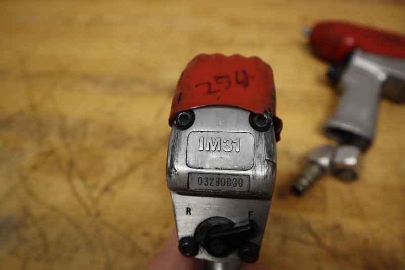 Snap-on IM31 3/8" Drive Air Impact Wrench | Heavy Duty Pneumatic Impact Gun (2)- Auction Item