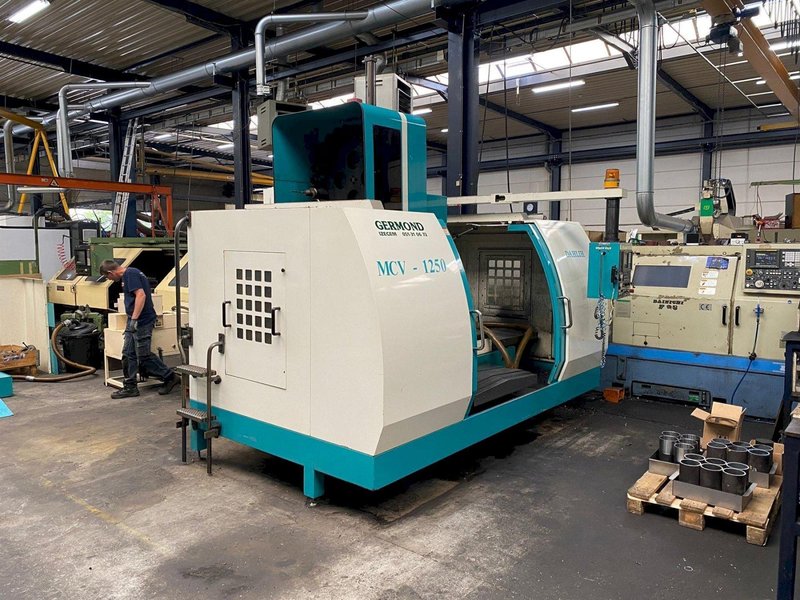 Dahlih X: 1250 - Y: 650 - Z: 700 mm CNC