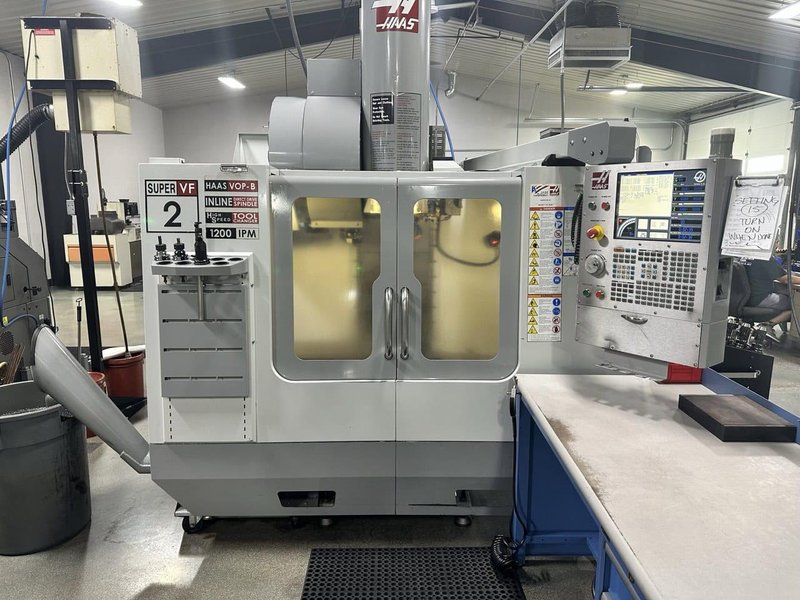 Haas VF-2SS VMC, 2007 – Probe, Chip Auger, 4th Axis Drive