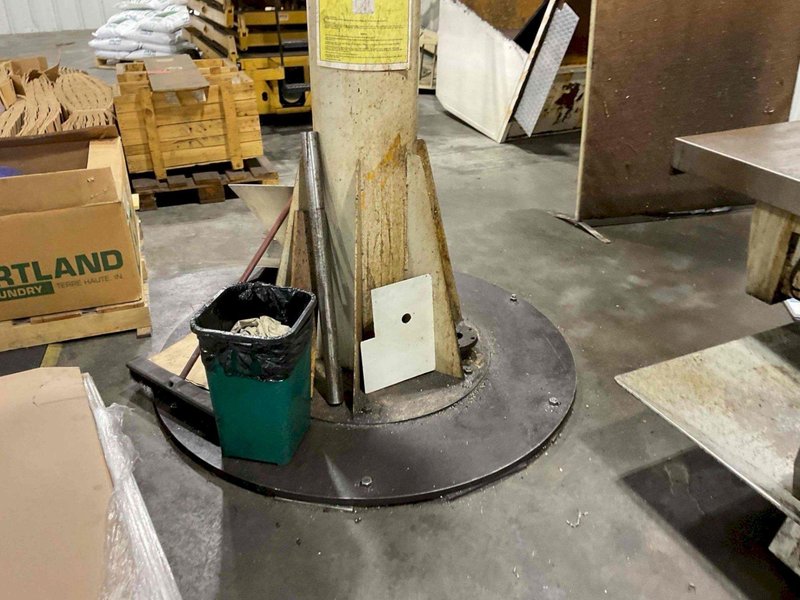 1 - PREOWNED 1-TON JIB CRANE