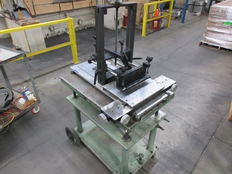 Adjustable Height Screw Lift Rolling Table with Multi Axis Fixtrure Table- Auction Item