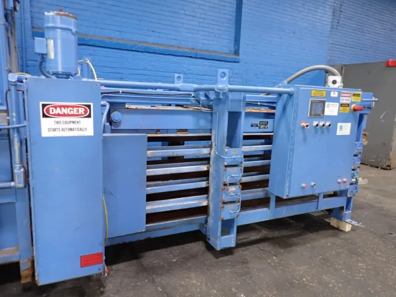 MAREN ENGINEERING CORP 30" X 150" X 36" HORIZONTAL BALER  -  72-0E/100R