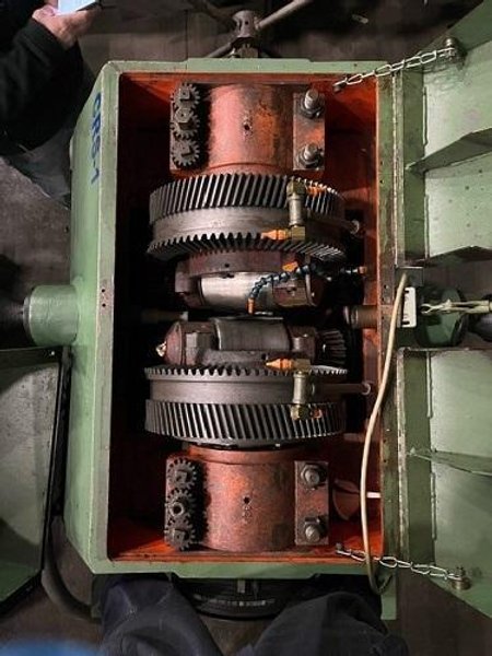 BRONX TAYLOR-WILSON CROSS ROLL STRAIGHTENER