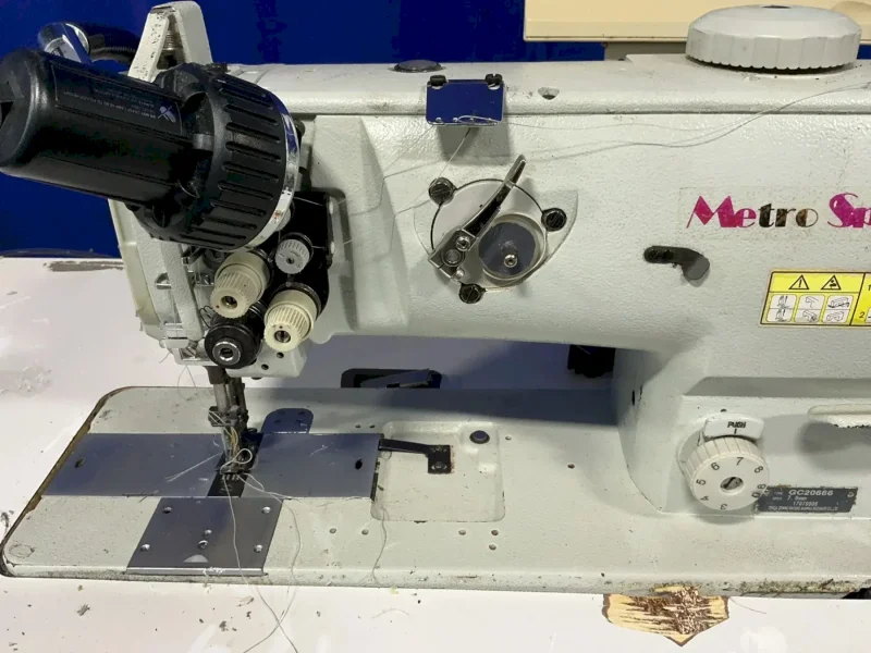TYPICAL SEWING MACHINE WANPING MACHINERY CO. 10" SEWING MACHINE   -  GC20666