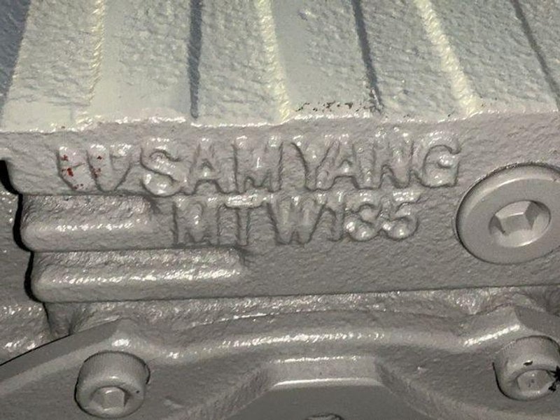 NARA SAMYANG GEAR RATIO: 30:1 MIGHTY WORM GEAR REDUCER  -  135
