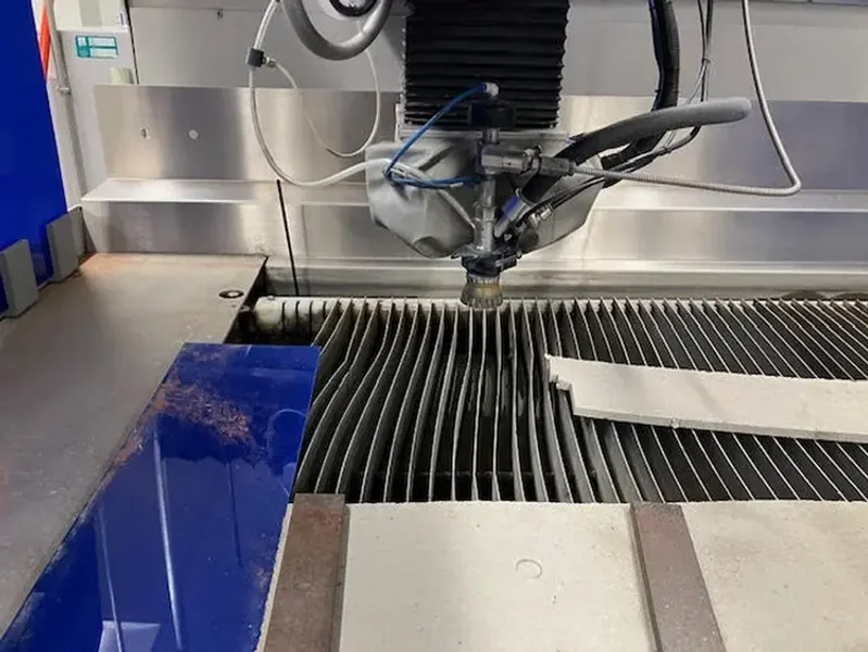 2009 FLOW MACH 3 1313B | Waterjet Cutters