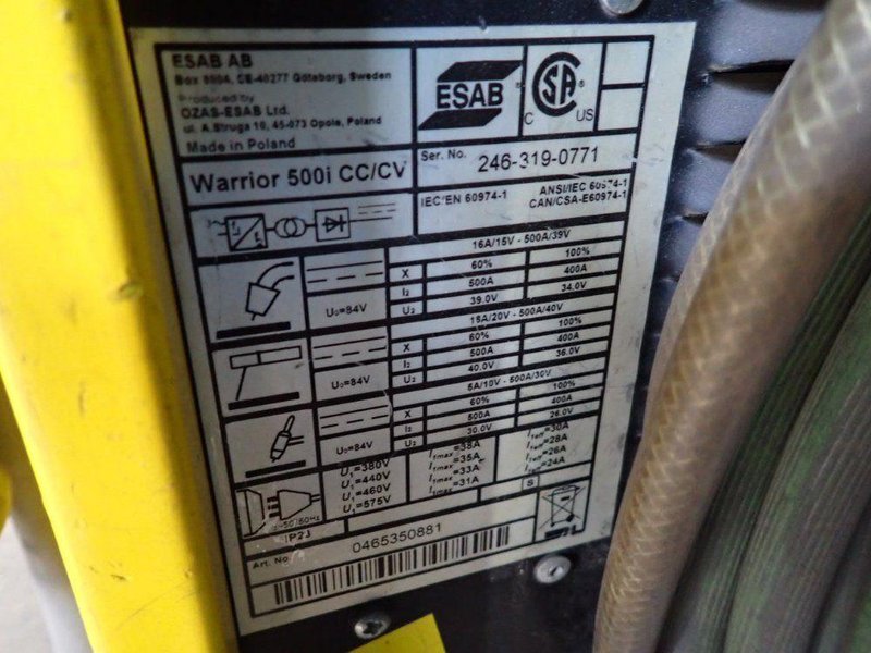 ESAB WELDER  -  WARRIOR 500 CC/CV
