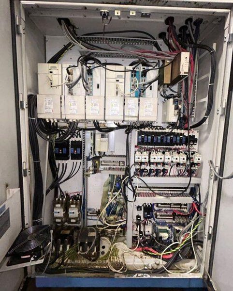 Mazak Variaxis 630 5 Axis CNC Vertical Machining Center