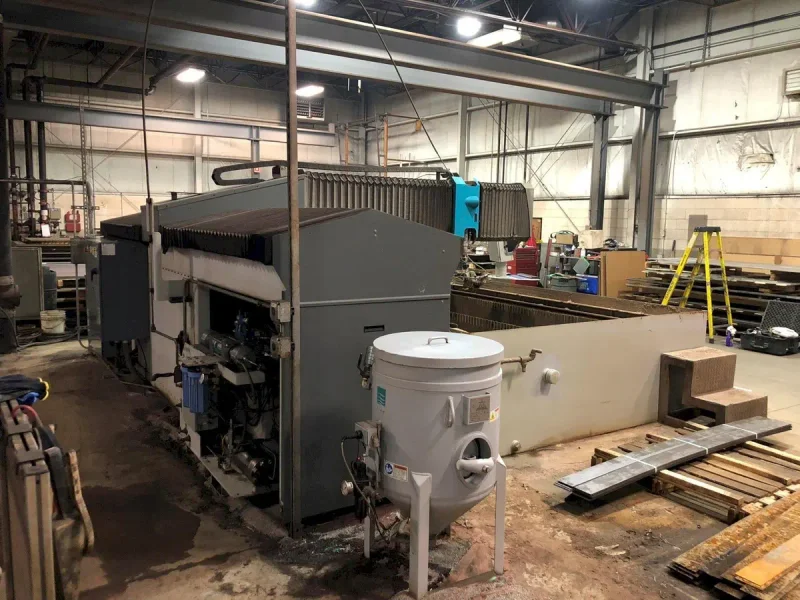 2011 FLOW MACH 4 4020B | Waterjet Cutters