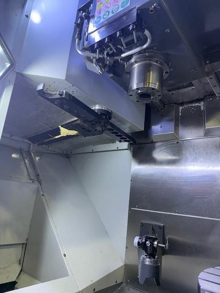 2017 Haas UMC-750 5-Axis CNC Vertical Machining Center For Sale