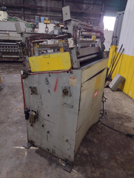 40" WIDE  ROWE B-40 POWERED STRAIGHTENER. STOCK # 0218626