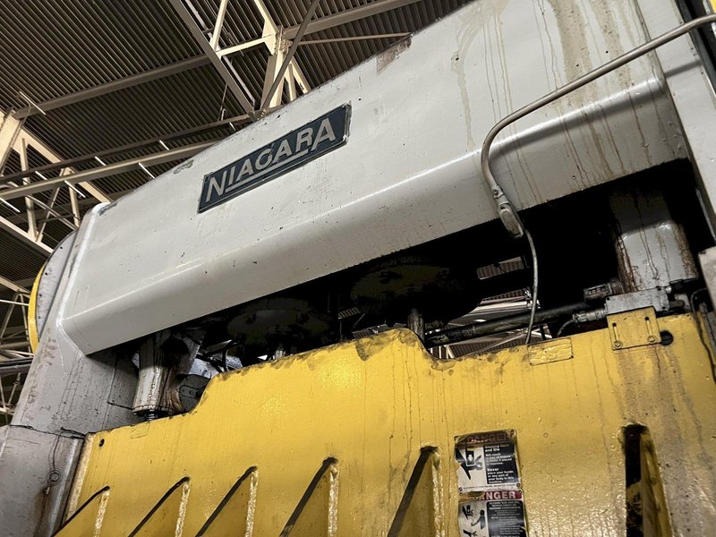 150 TON NIAGARA MODEL PN-150-84-48 SS SSDC STAMPING PRESS, 6" STROKE: STOCK #17008