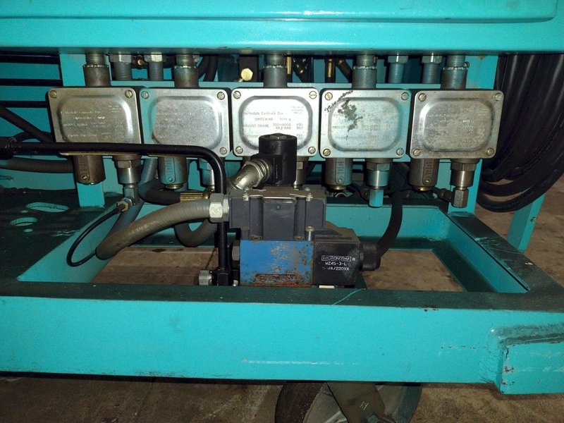 40 TON MODERN HYDRAULICS 4 CYLINDER PORTABLE HYDRAULIC DIE SETTING &amp; SEPARATING SYSTEM: STOCK #23774