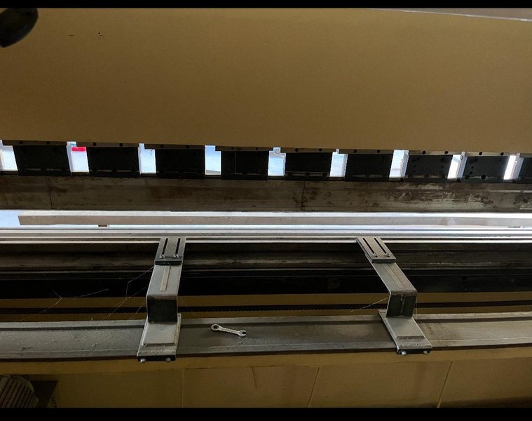 200 Ton x 13′ US Industrial USHB200-13AC Hydraulic Press Brake, 2007 – Backgauge