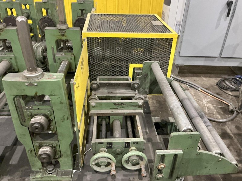 10 &amp; 12 STAND X 2" BRADBURY SIDE BY SIDE U JOINT DRIVE ROLLFORMER: YOBRO #24947