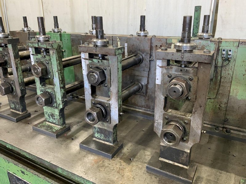 8 STAND X 2" DAHLSTROM MODEL 400-16 OB ROLL FORMER: STOCK #80948