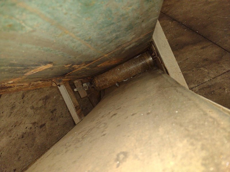 96&quot; CP MFG MODEL #GC-100 PORTABLE INCLINED CONVEYOR &amp; GLASS CRUSHER: YOBRO #24416