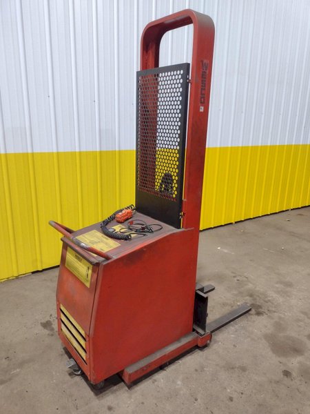 1,000 LB WESCO MODEL #PCBFL-64-25 ELECTRIC FORK LIFT: STOCK #19638