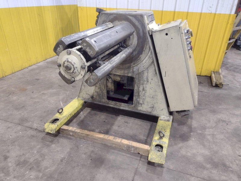 4,000 LBS x 32" MINSTER MODEL #426-SC-SP MOTORIZED COIL REEL UNCOILER : YOBRO #25766