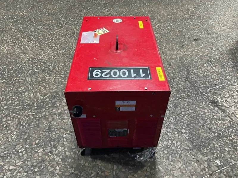 Lincoln Electric  455 Watts  Welder  - Powerwave455m