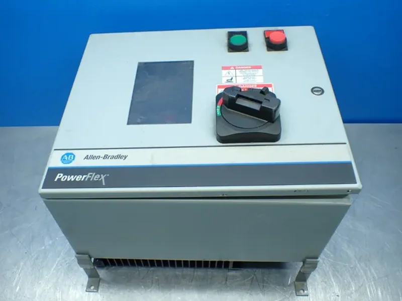 ALLEN-BRADLEY POWERFLEX ENCLOSURE W/22B-D4P0H204 DRIVE  -  23B-D4P0D104NN-P6-S7