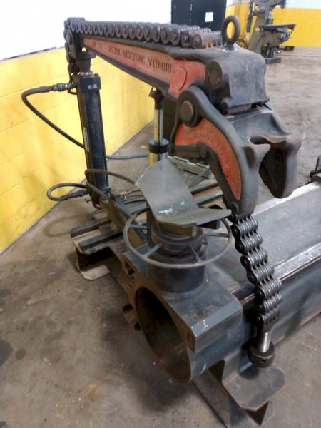 4" TO 24" PETOL GEARENCH MODEL #U118-116H HYDRA-TORK HYDRAULIC BREAK OUT PIPE WRENCH MACHINE: YOBRO #25674