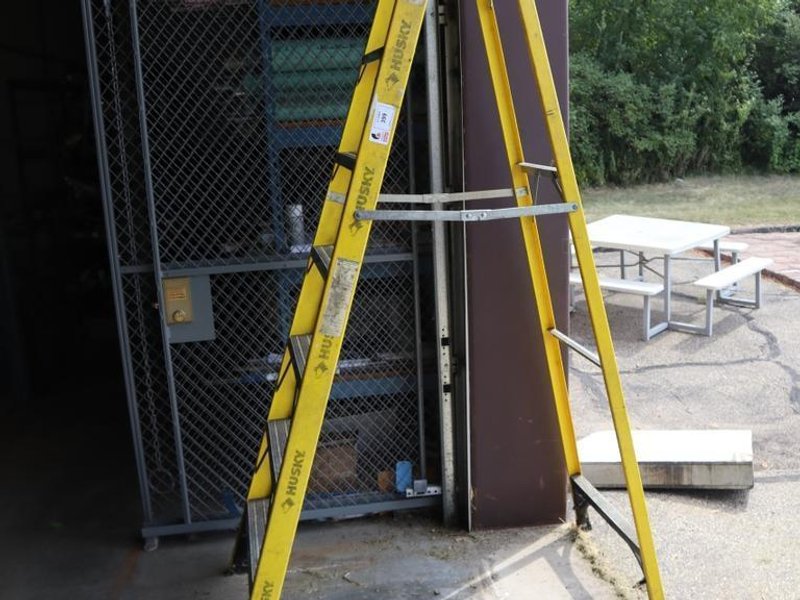 Husky Fiberglass and Aluminum Step Ladder, 92" Height- Auction Item