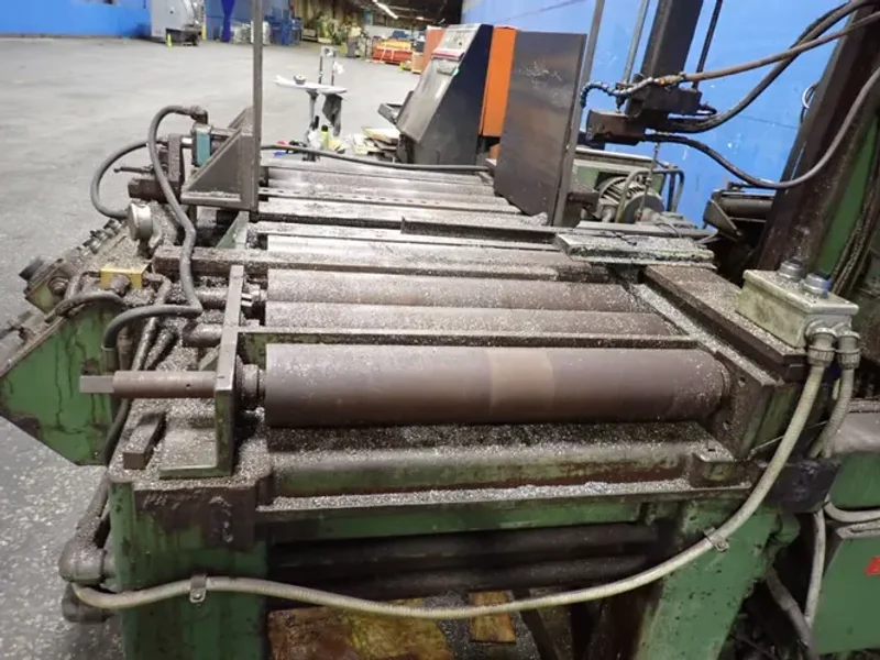 Doall 26" Throat Vertical Band Saw - Tf-2430sa