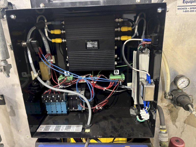 GRACO PROMIX 2KE MULTI COMPONENT PAINT SYSTEM: STOCK #22175