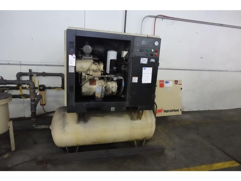 INGERSOL-RAND MODEL #UP6-30-125 ROTARY SCREW AIR COMPRESSOR: YOBRO #25818