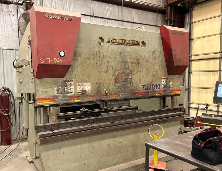 320 TON X 10' ACCURPRESS MODEL #732010 ADVANTAGE HYDRAULIC PRESS BRAKE, W/ ETS 3000 CONTROLS, NEW 2010: YOBRO #24910