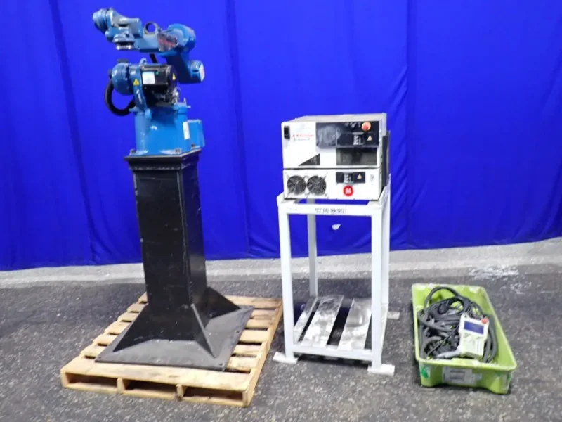 KAWASAKI HEAVY INDUSTRIES ROBOT  -  BA006LA